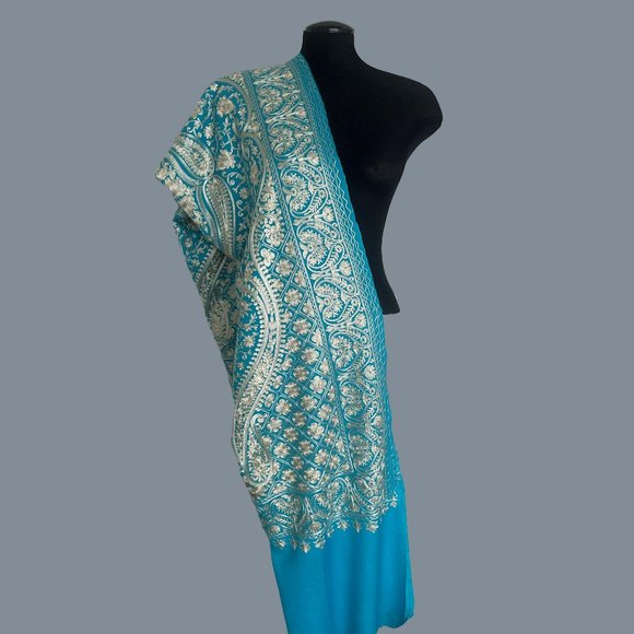 Pashmina shawl, women travel wrap, Scarves and Wraps, Lightweight shoulder wrap - Picture 5 of 10